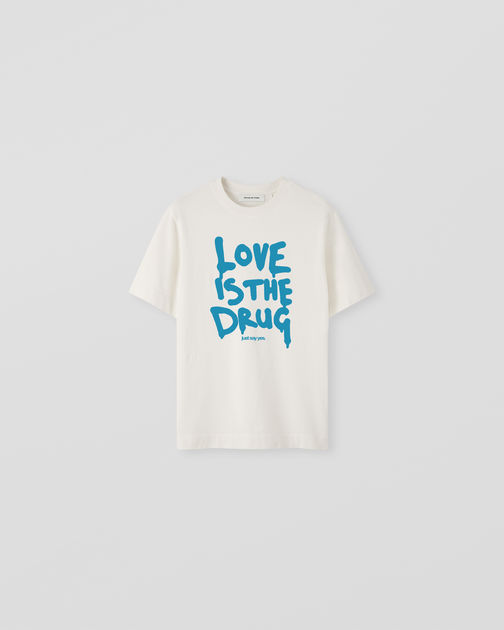 APPLIED ART FORMS LOVE IS THE DRUG Tシャツ T-shirt (LOVE IS THE DRUG) | White | Applied Art Forms US
