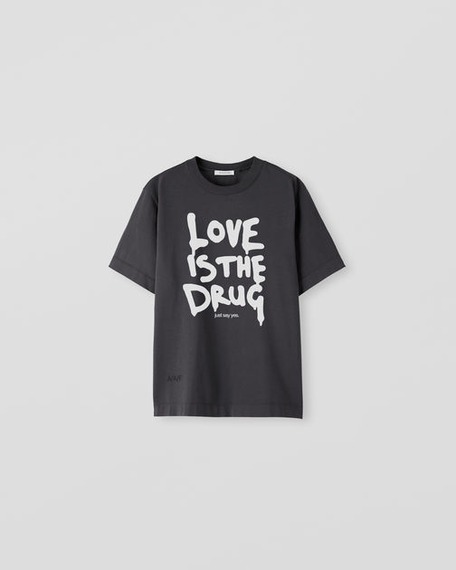 APPLIED ART FORMS LOVE IS THE DRUG Tシャツ Jersey T-Shirt Charcoal [LOVE IS THE DRUG] | Applied Art