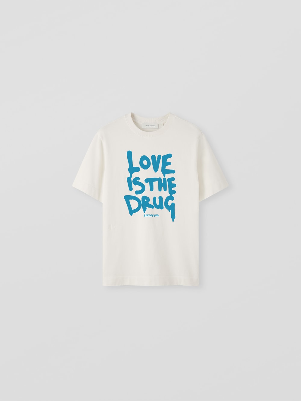 APPLIED ART FORMS LOVE IS THE DRUG Tシャツ T-shirt (LOVE IS THE DRUG) | White | Applied Art Forms US
